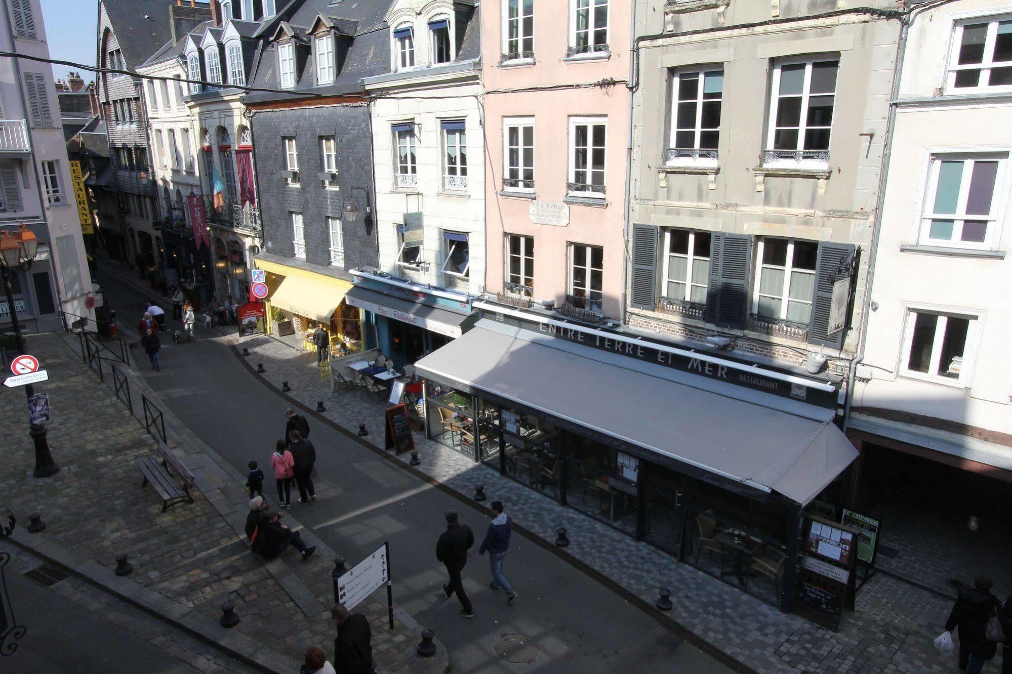 Entre Terre Et Mer Honfleur Buitenkant foto